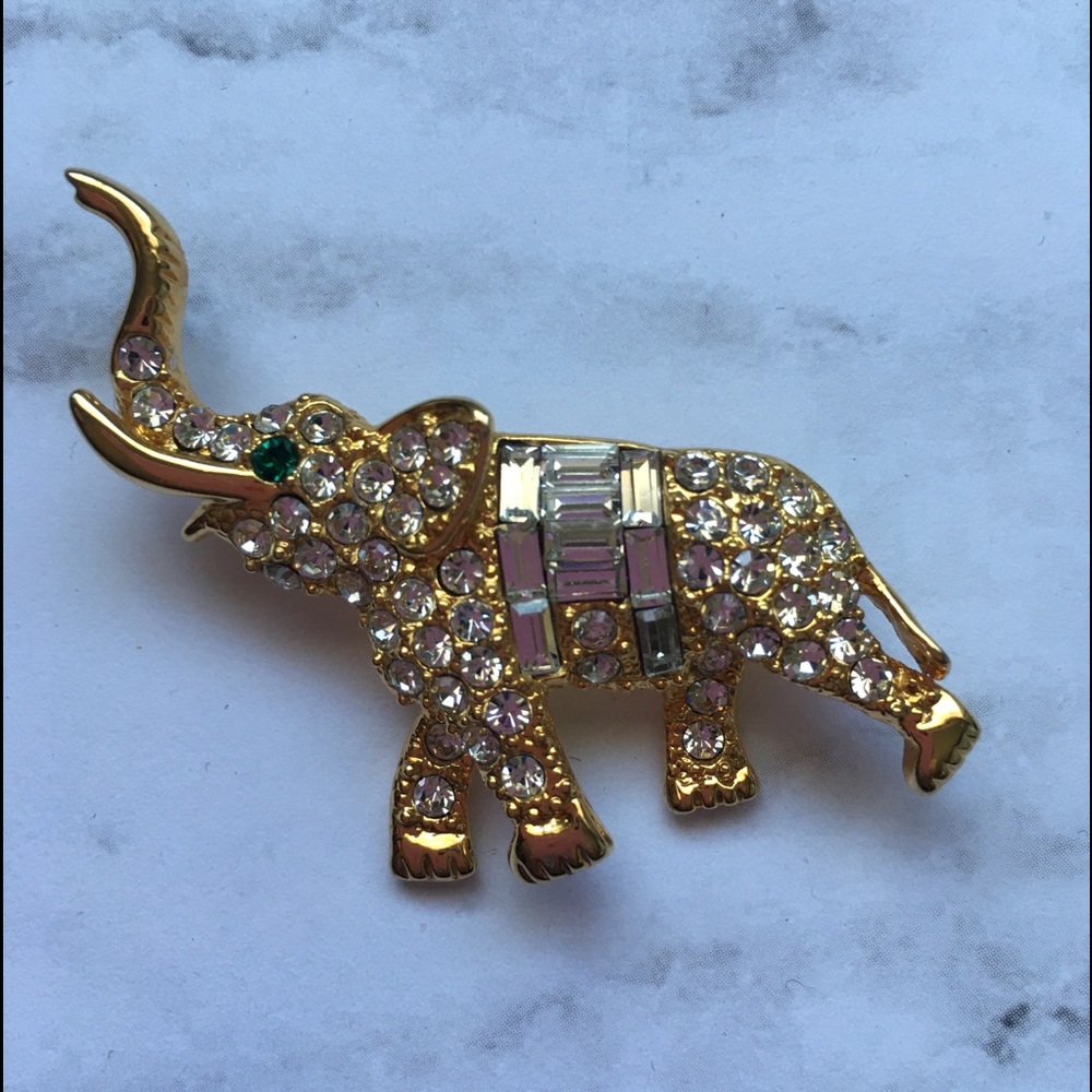 Elephant Round Crystal /diamond Brooch